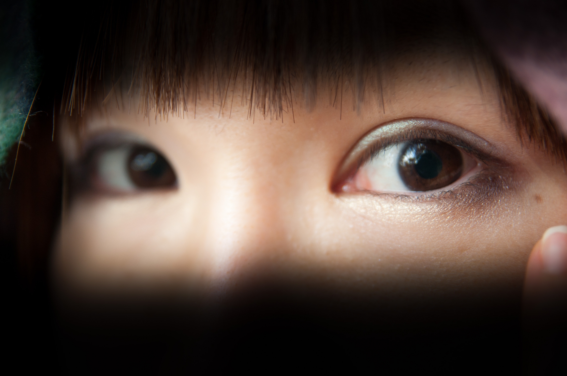 威圧感を与えない視線とは 稲津秀樹 オフィシャルサイト 威圧感を与えない視線とは 稲津秀樹 オフィシャルサイト
